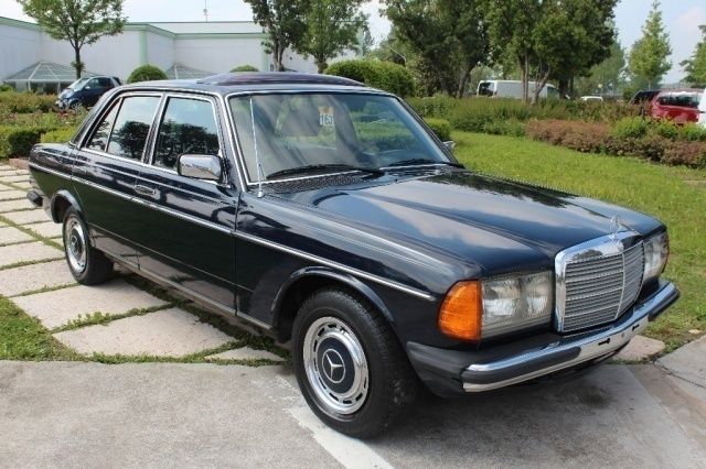 Мерседес 240 d