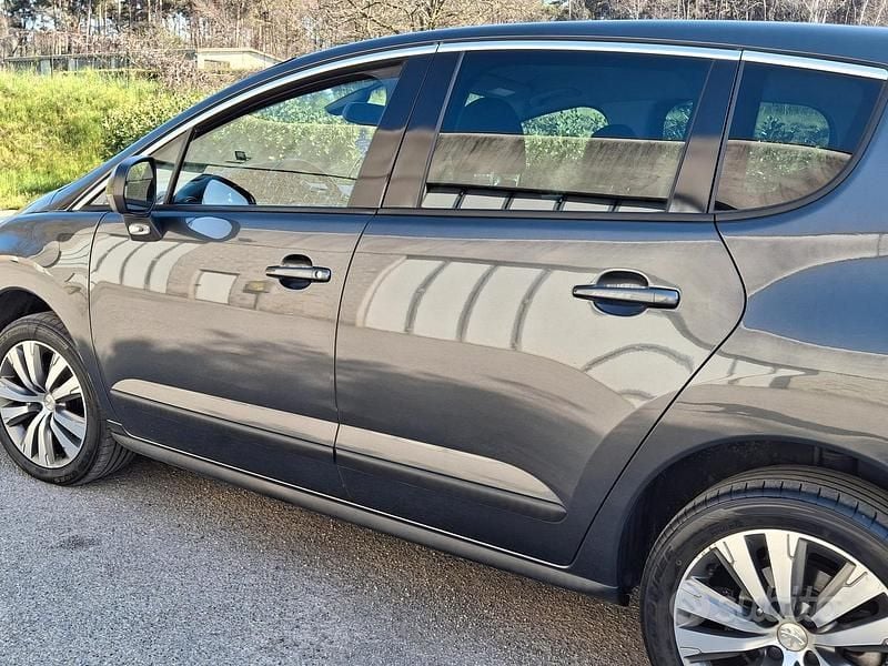Usata Peugeot 3008 120 CV (88 kW) 2015 Station wagon