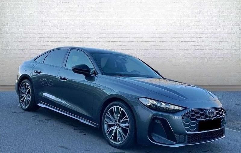 Usata Audi A5 S-Line 204 CV (150 kW) 2025 Grigio daytona Berlina