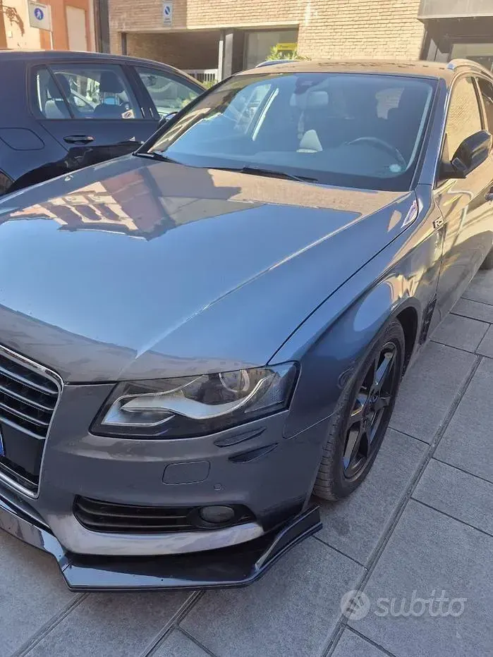 Usata Audi A4 140 CV (102 kW) 2012 Grigio Station wagon