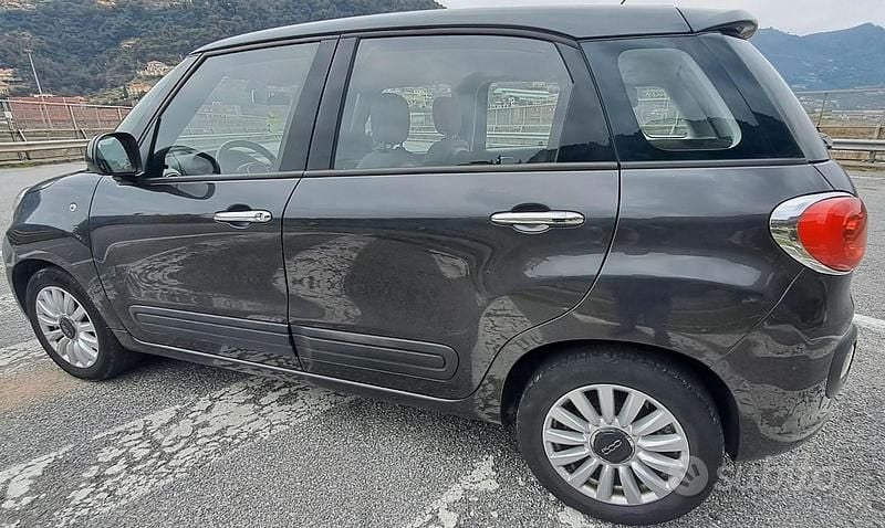 Occasion Fiat 500L Business 95 ch (69 kW) 2017 Gris Monospace