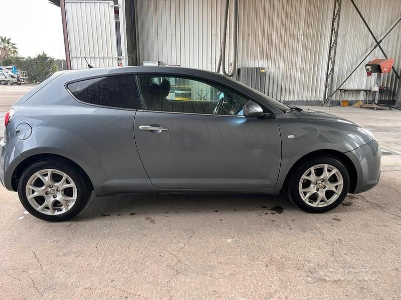 Usata Alfa Romeo MiTo Distinctive 120 CV (88 kW) 2009 Utilitaria