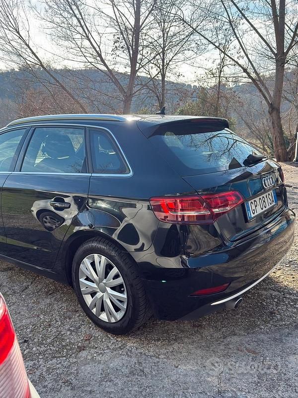 Usata Audi A3 S-Line 116 CV (85 kW) 2018 Nero Berlina