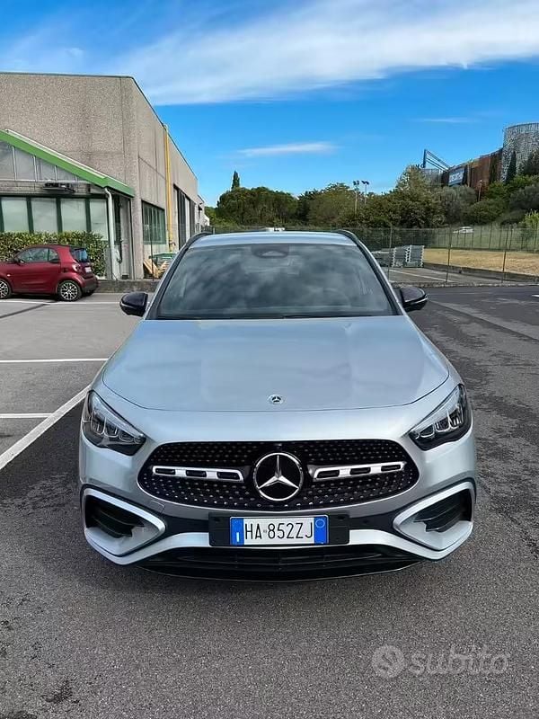 Ny Mercedes GLA200 Advanced Plus 150 HK (110 kW) 2025 Grå SUV
