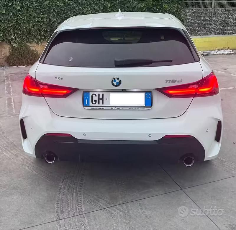 Usata BMW 118 150 CV (110 kW) 2021 Bianco Utilitaria
