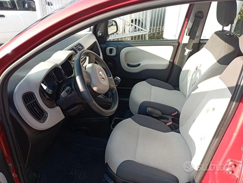 Usata Fiat Panda 85 CV (62 kW) 2012 Rosso Berlina
