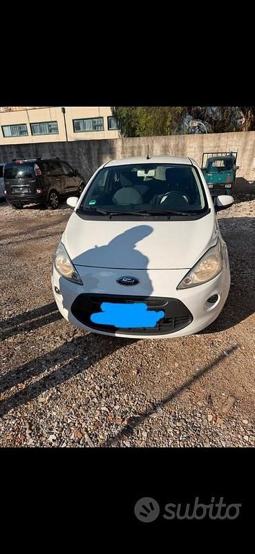 Usata Ford Ka 75 CV (55 kW) 2011 Bianco Utilitaria