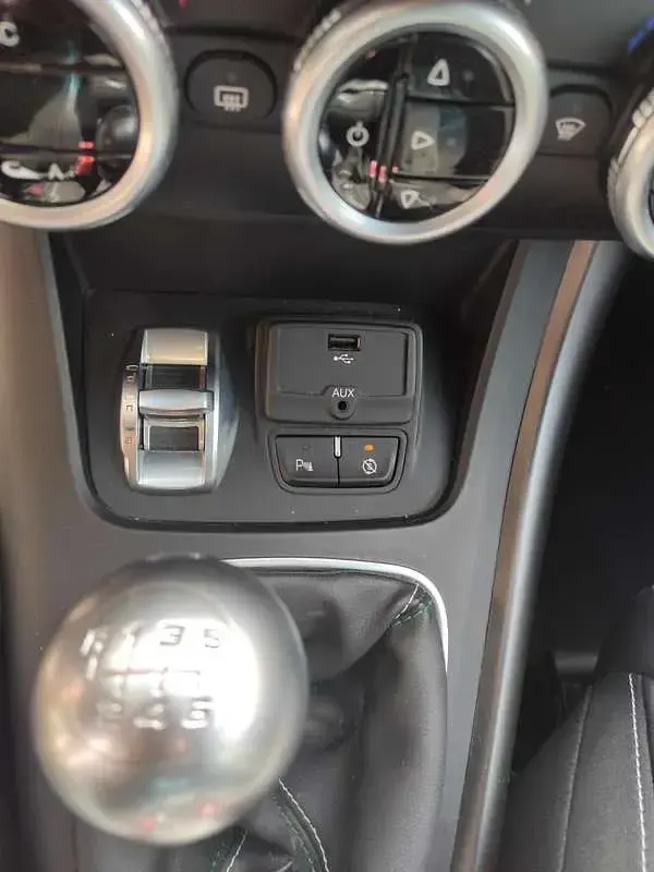 Usata Alfa Romeo Giulietta Quadrifoglio Verde 170 CV (125 kW) 2014 Bianco Utilitaria