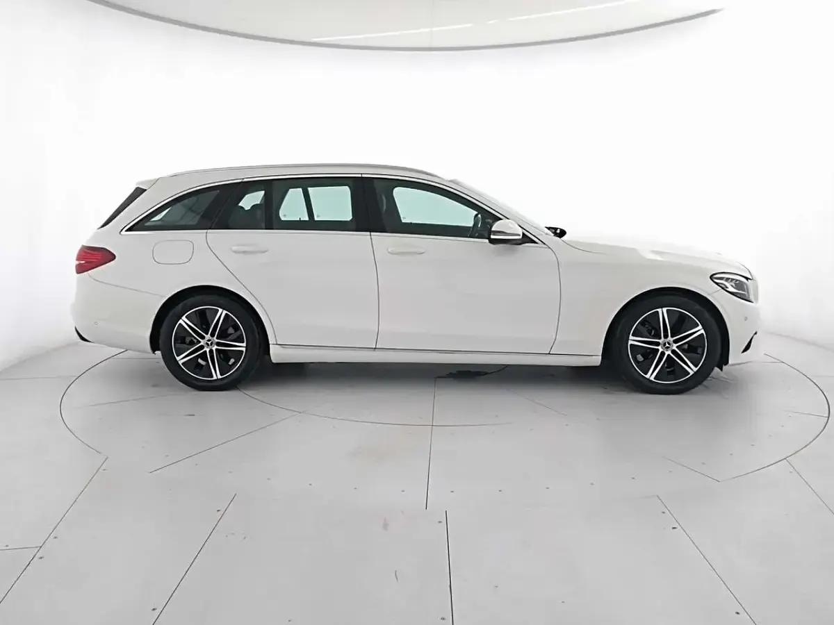 Usata Mercedes C200 160 CV (117 kW) 2019 Bianco Station wagon