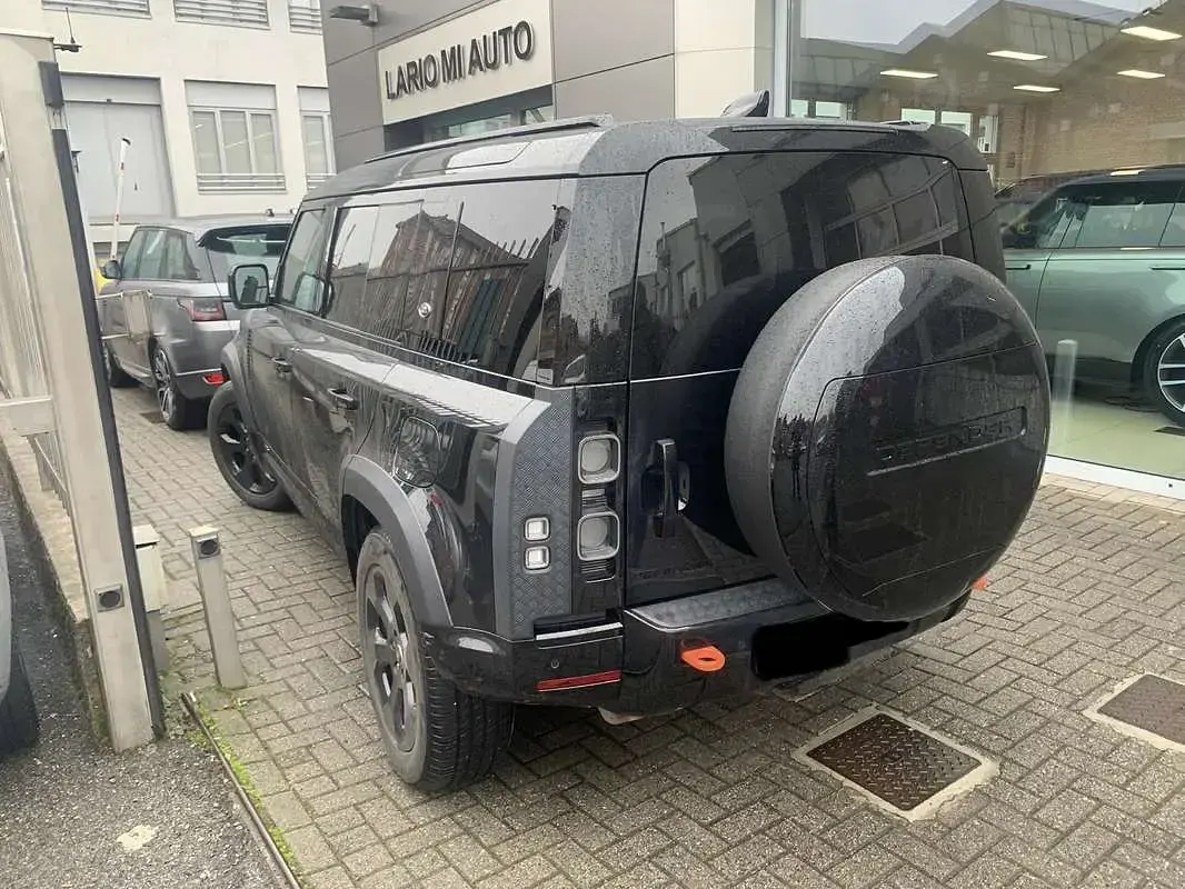 Usata Land Rover Defender 300 CV (220 kW) 2022 SUV