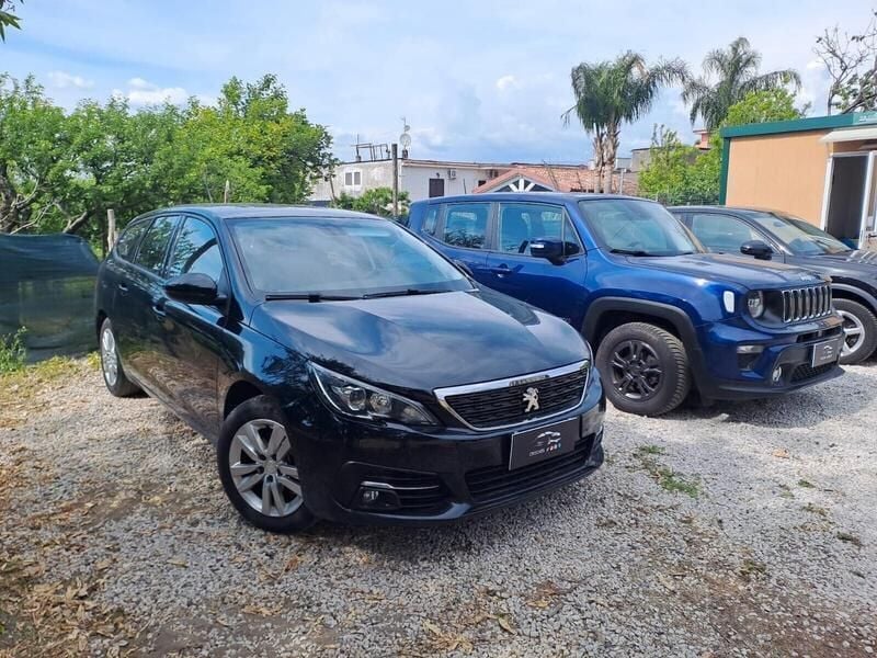 Usata Peugeot 308 Active 131 CV (96 kW) 2018 Nero Station wagon