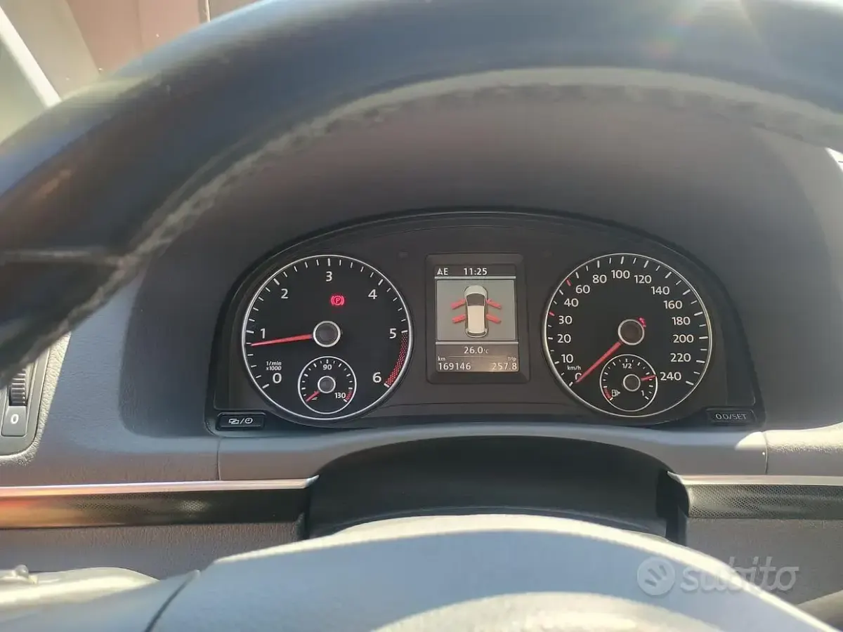 Usata VW Touran 140 CV (102 kW) 2012 Monovolume