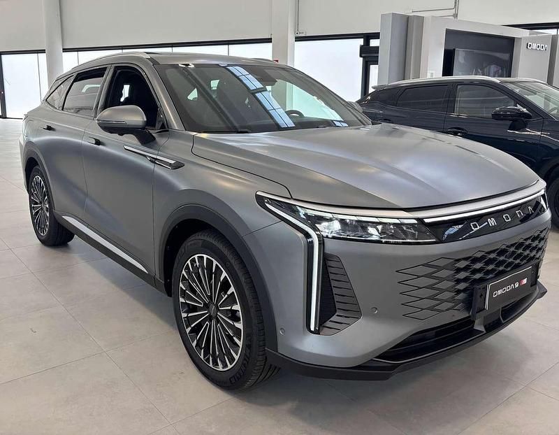 Nuova Omoda 9 143 CV (105 kW) 2025 Vernice opaca SUV