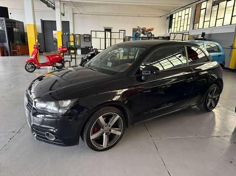Usata Audi A1 Ambiente 105 CV (77 kW) 2011 Nero Berlina