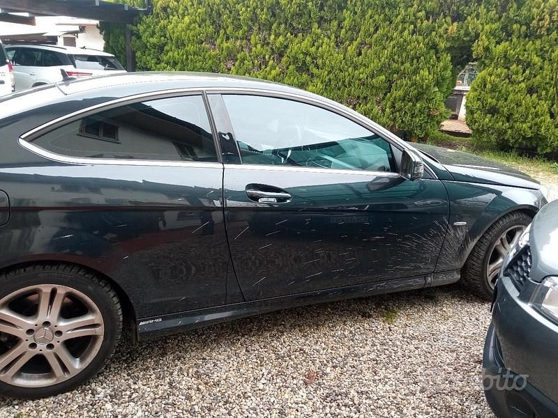 Usata Mercedes C220 AMG 2011 Grigio Coupé