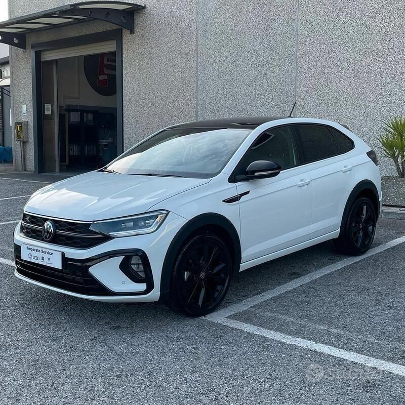 Usata VW Taigo R-line 150 CV (110 kW) 2023 Bianco SUV