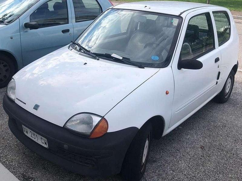 Bianco Usata 1998 Fiat 600 Tre volumi | 1400 € (Ottimo prezzo) - Immagine 1/4