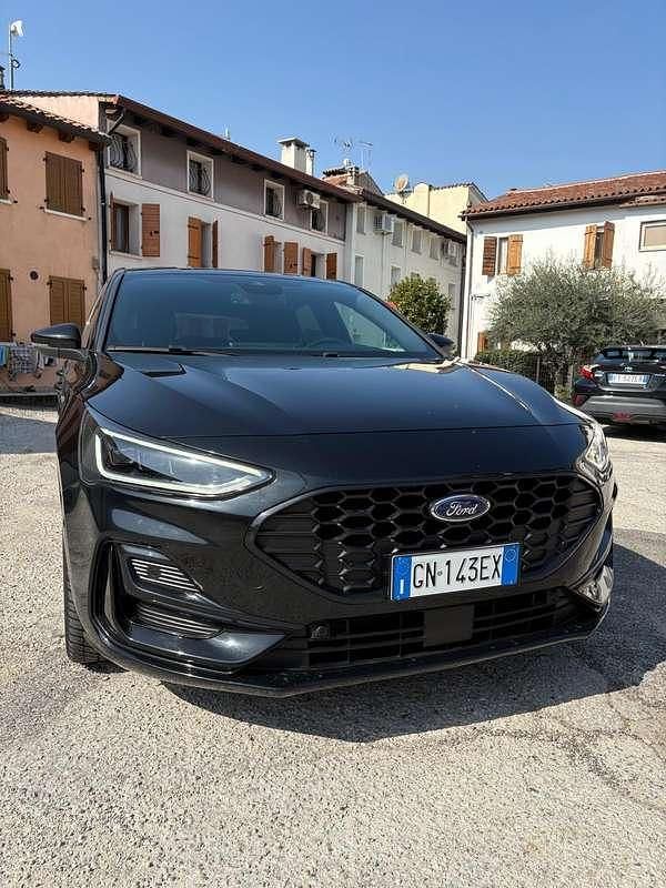 Usata Ford Focus ST-Line 125 CV (91 kW) 2023 Nero Berlina