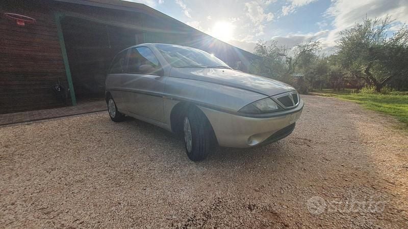 Usata Lancia Ypsilon 1997 Grigio Utilitaria
