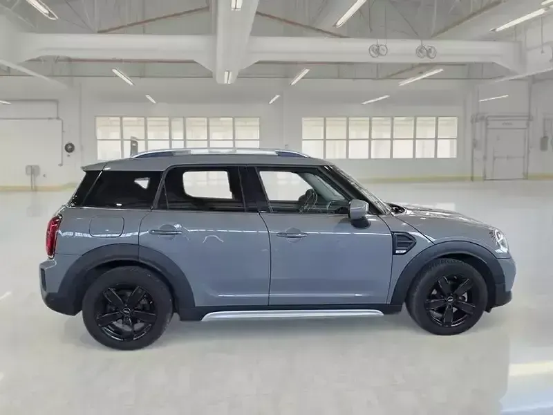 Usata Mini Countryman Business 115 CV (84 kW) 2022 SUV