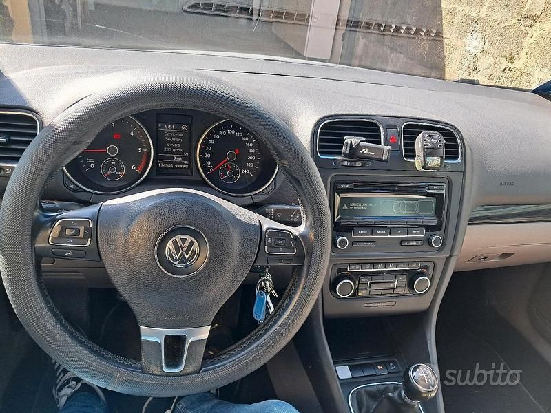 Usata VW Golf VII 105 CV (77 kW) 2012 Grigio Berlina
