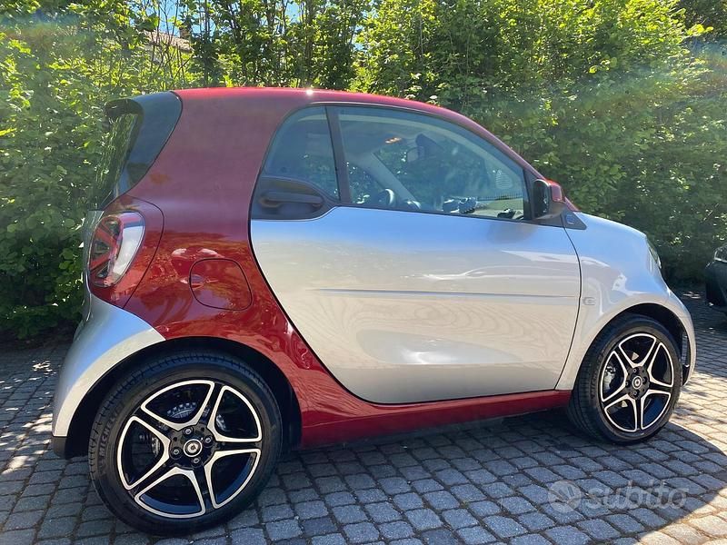 Usata Smart ForTwo Coupé Pulse 22 kW (30 CV) 2023 Utilitaria