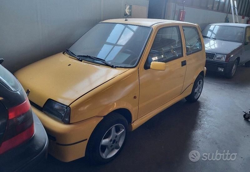 Usata Fiat Cinquecento 54 CV (39 kW) 1996 Giallo Utilitaria