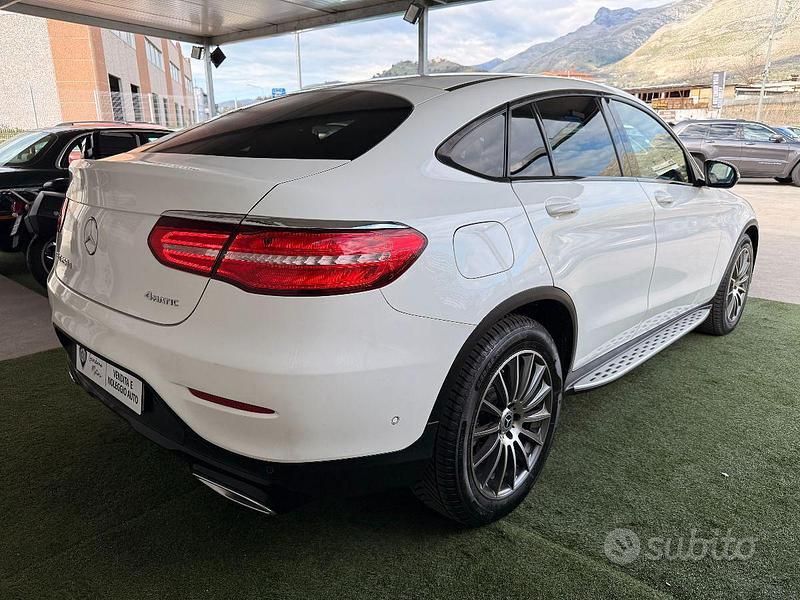 Usata Mercedes GLC250 204 CV (150 kW) 2018 Bianco Coupé