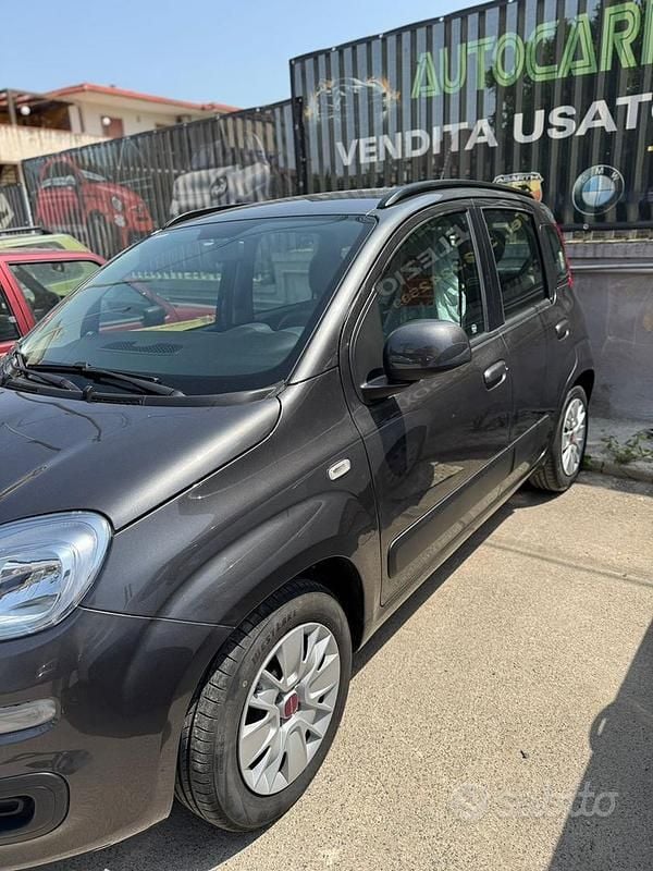Usata Fiat Panda 69 CV (50 kW) 2016 Grigio Utilitaria