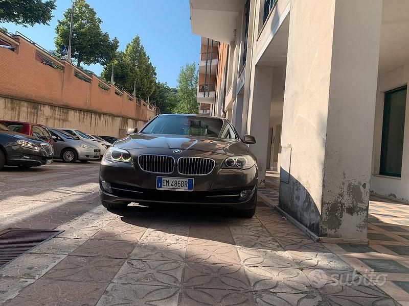 Usata BMW 525 Efficient Dynamics 197 CV (144 kW) 2013 Marrone Station wagon