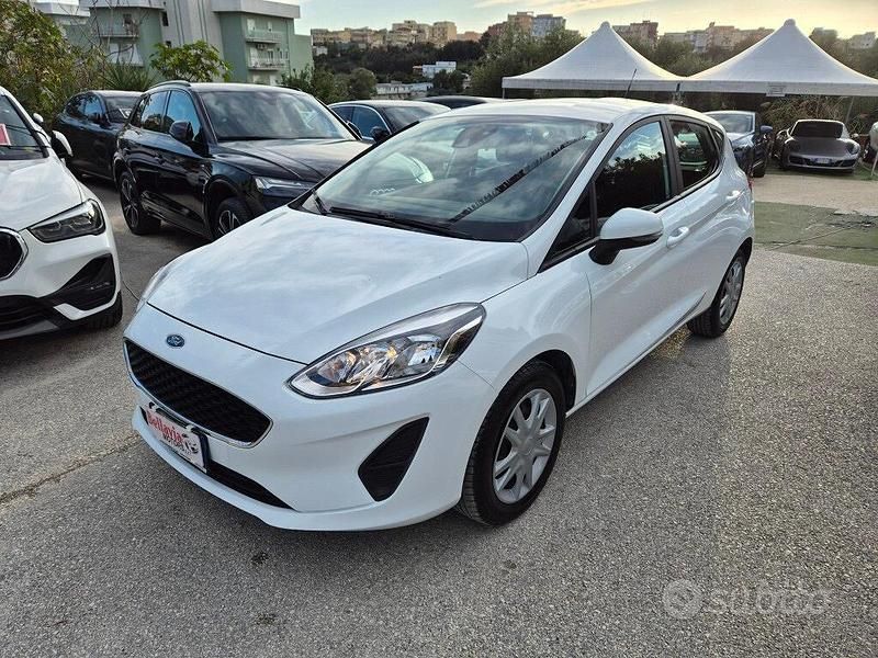 Usata Ford Fiesta 86 CV (63 kW) 2019 Bianco Berlina