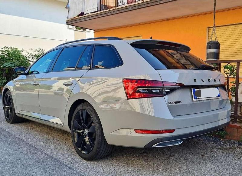 Usata Skoda Superb SportLine 150 CV (110 kW) 2020 Station wagon