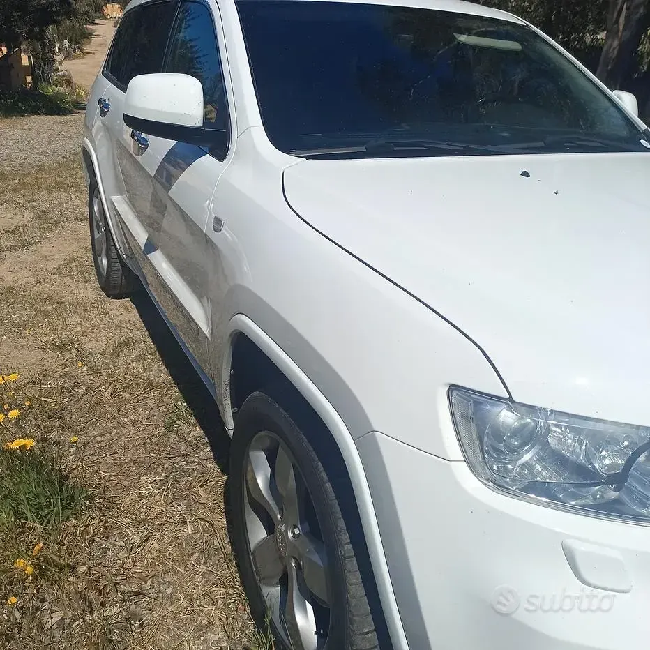 Usata Jeep Grand Cherokee 241 CV (177 kW) 2013 Bianco SUV