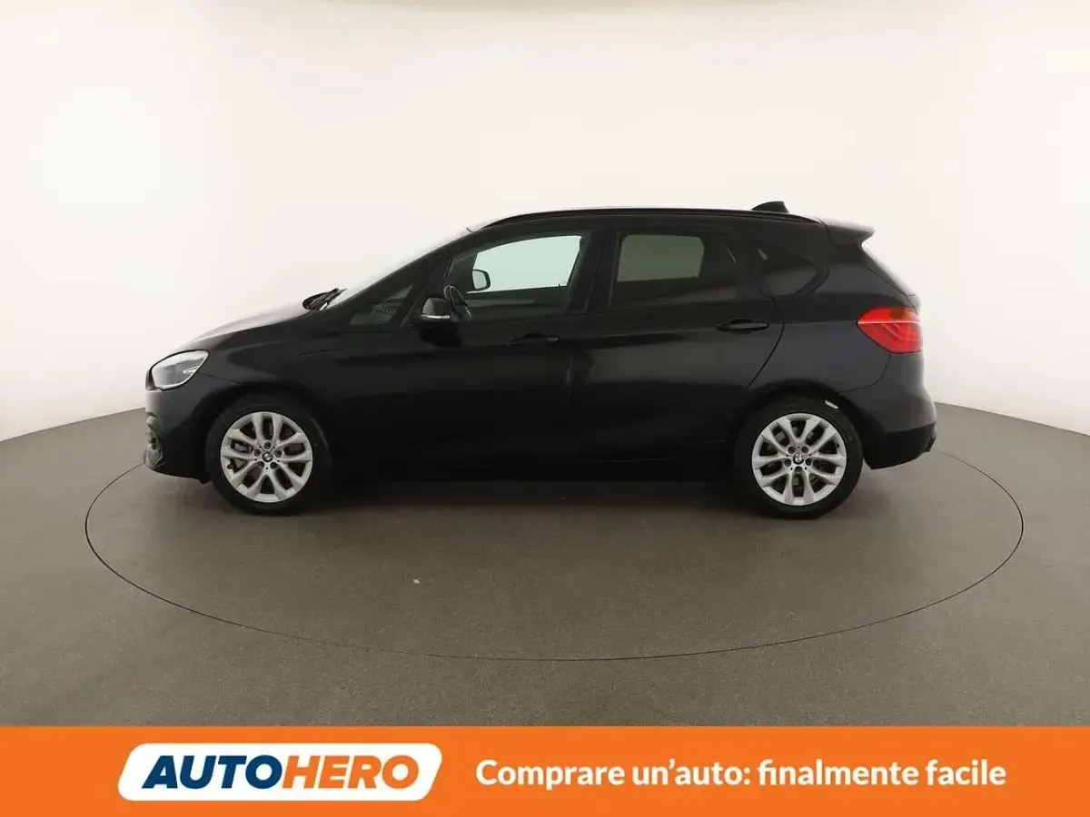 Usata BMW 225 Active Tourer Advantage 125 CV (91 kW) 2021 Nero Monovolume
