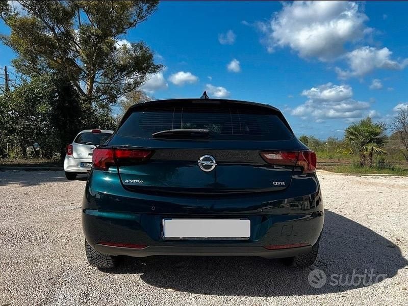 Usata Opel Astra 136 CV (100 kW) 2018 Verde Berlina