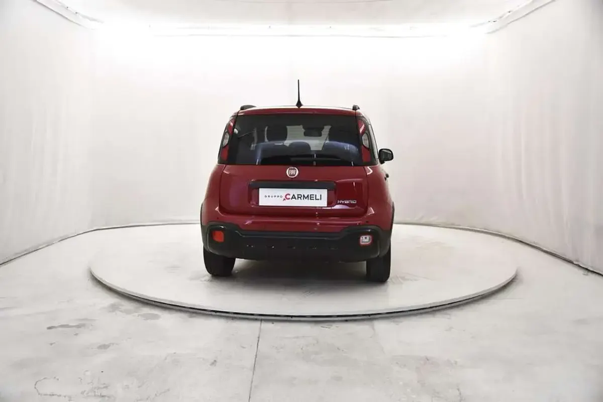 Usado Fiat Panda Cross Cross 69 HP (50 kW) 2025 Vermelho Citadino
