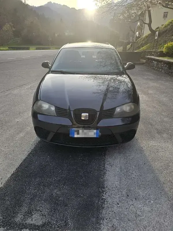 Usata Seat Ibiza Reference 69 CV (50 kW) 2007 Nero Utilitaria