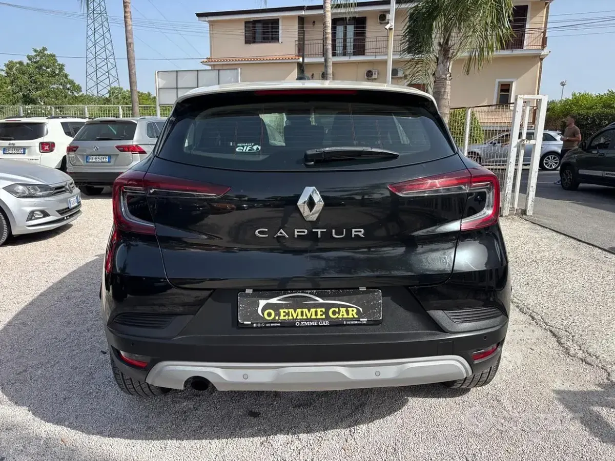 Usata Renault Captur Intens 101 CV (74 kW) 2021 Nero SUV