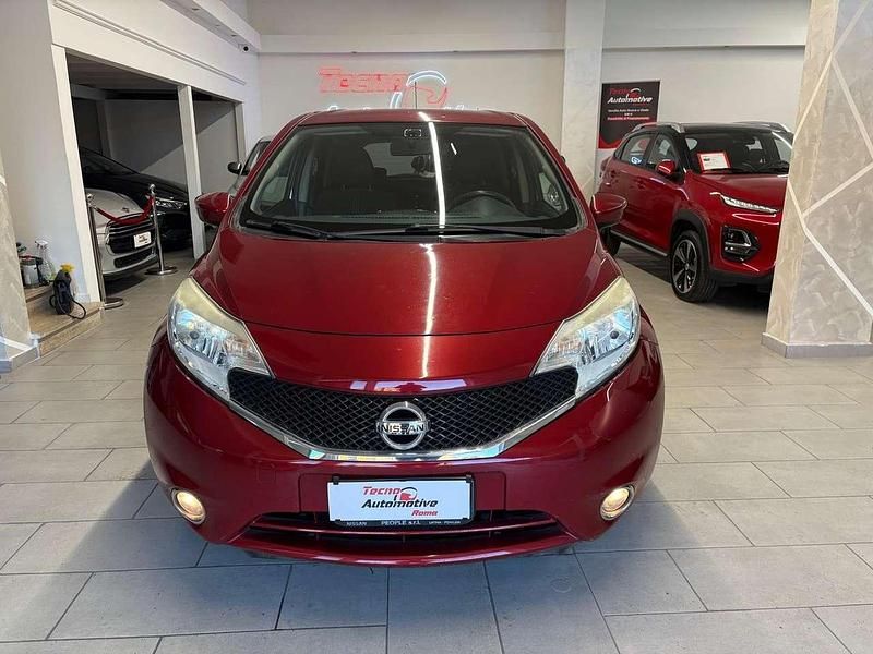 Usata Nissan Note Acenta 76 CV (55 kW) 2016 Rosso bordeaux Monovolume
