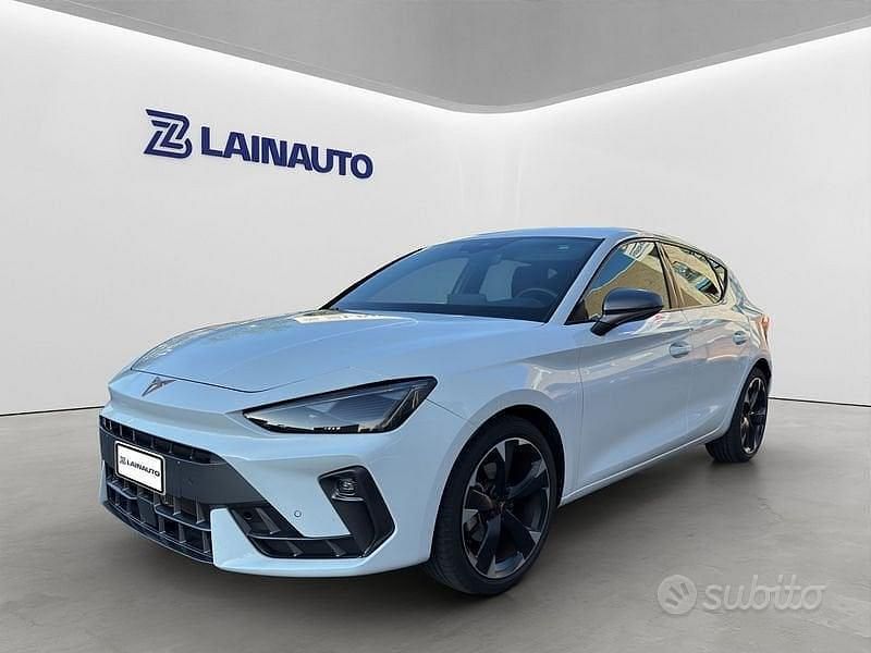 Usata Cupra Leon 150 CV (110 kW) 2025 Bianco Berlina
