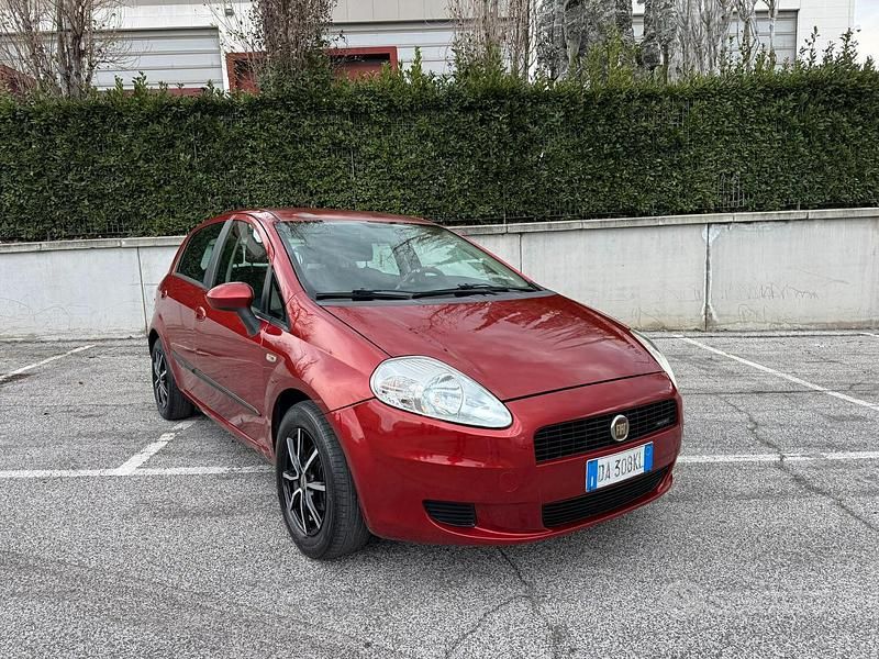 Usata Fiat Punto Sport 2009 Rosso Utilitaria