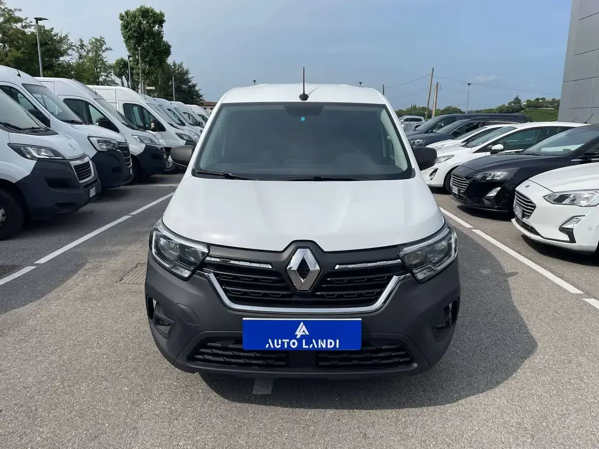 Usata Renault Kangoo 95 CV (69 kW) 2023 Bianco Monovolume