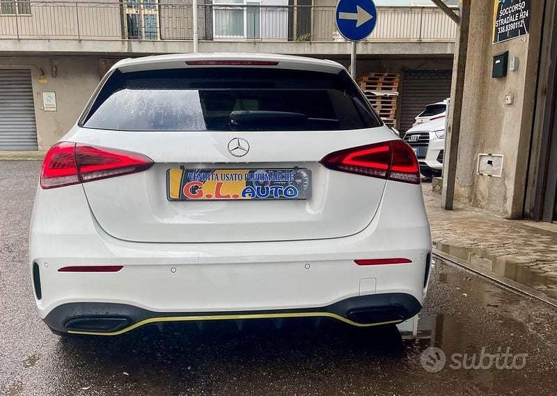 Usata Mercedes A180 AMG 108 CV (79 kW) 2018 Bianco Berlina