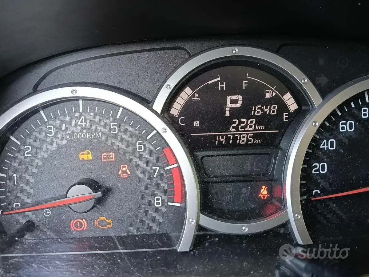 Usata Suzuki Jimny 85 CV (62 kW) 2016 Verde SUV