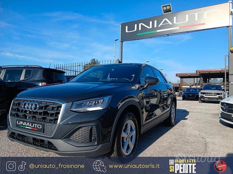 Usata Audi Q2 Ambiente 110 CV (80 kW) 2022 Grigio SUV