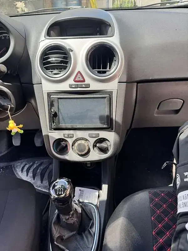 Usata Opel Corsa Sport 90 CV (66 kW) 2008 Utilitaria