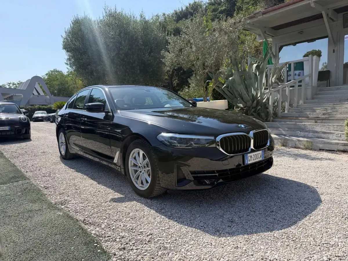 Usata BMW 518 M Sport 149 CV (109 kW) 2022 Nero Berlina