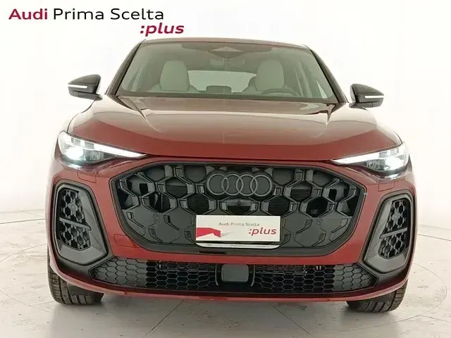 Nuova Audi Q5 Sportback S-Line 204 CV (150 kW) 2025 Rosso grenadine metallizzato SUV