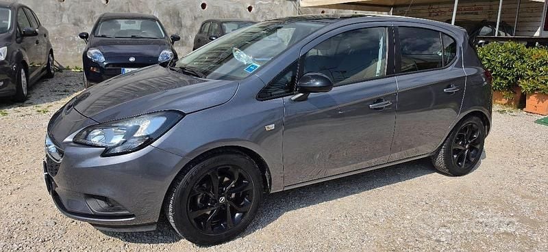 Usata Opel Corsa Cosmo 90 CV (66 kW) 2019 Grigio Utilitaria