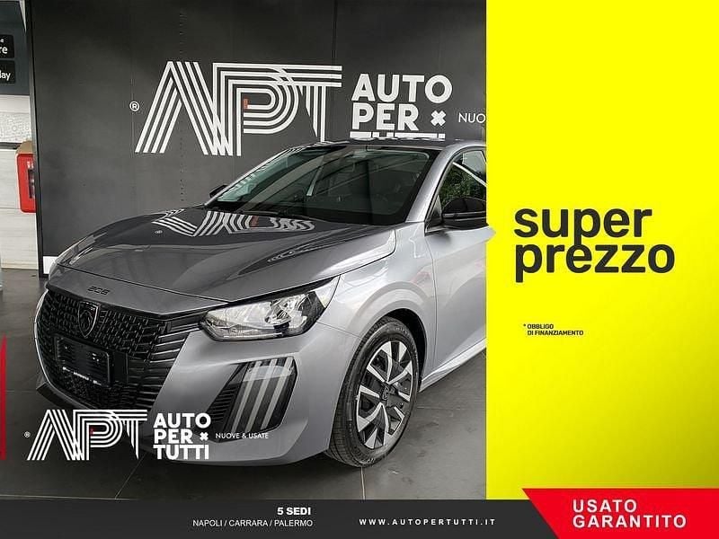 Grigio scuro Usata 2024 Peugeot 208 Active Due volumi | 13.590 € (Super prezzo) - Immagine 1/4